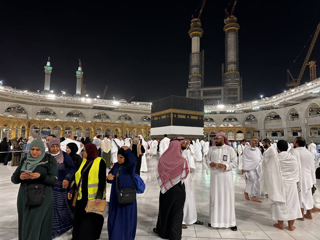 Kabe'nin örtüsü temizlendi - Resim: 22